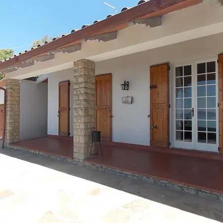 Locazione Turistica Rossi Ferienhaus *